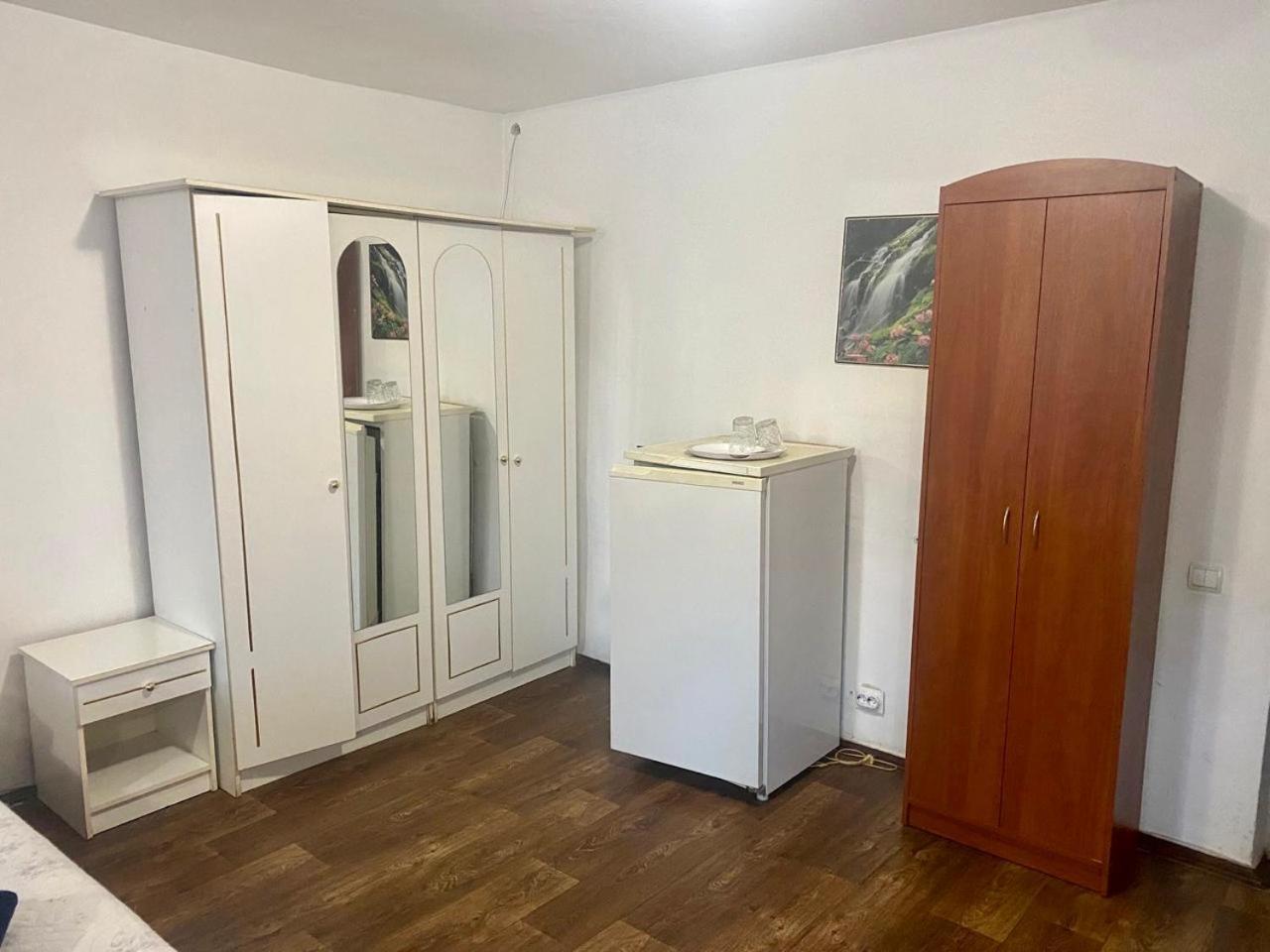 Mini Hotel Vesna Dnipro Eksteriør billede