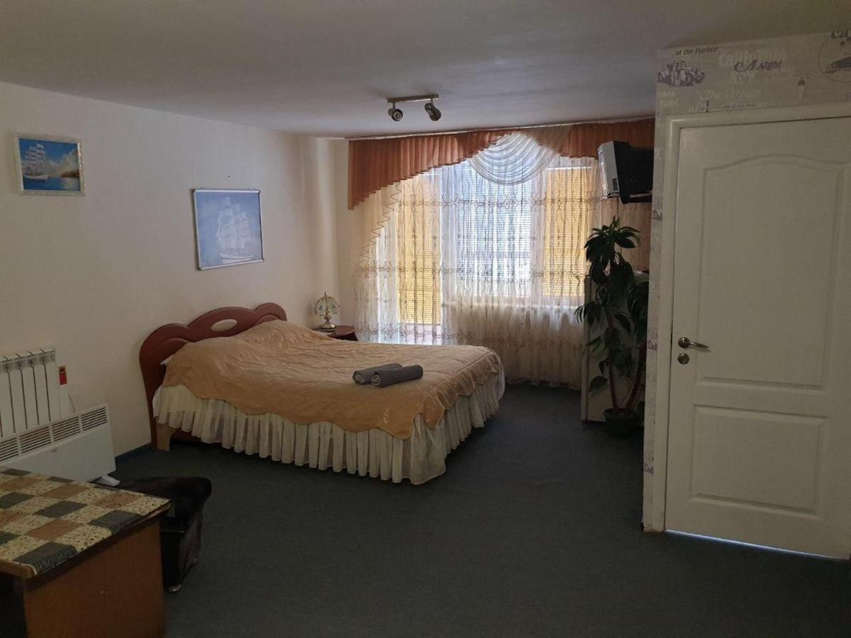 Mini Hotel Vesna Dnipro Eksteriør billede